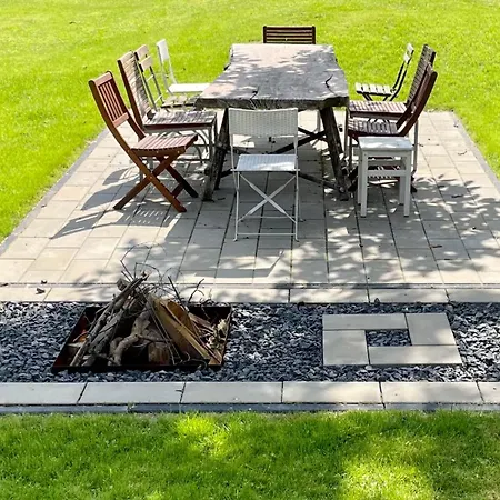 Sch-l-afbock Nyaraló Markranstädt