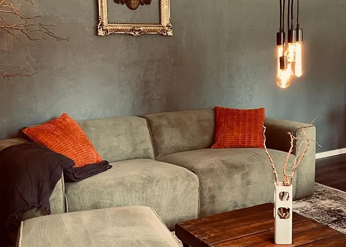 Holiday home Sch-l-afbock Markranstaedt